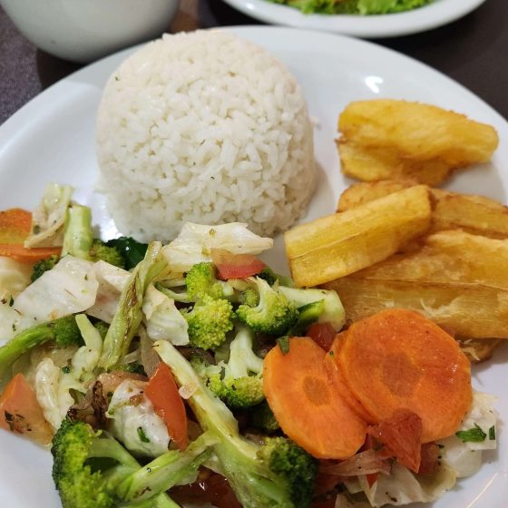 Legumes-na-manteiga-caixeta-restaurante